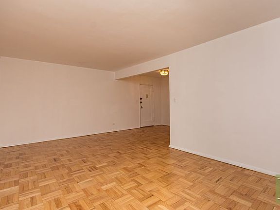 3rd image of 5601 Riverdale Ave APT 4R