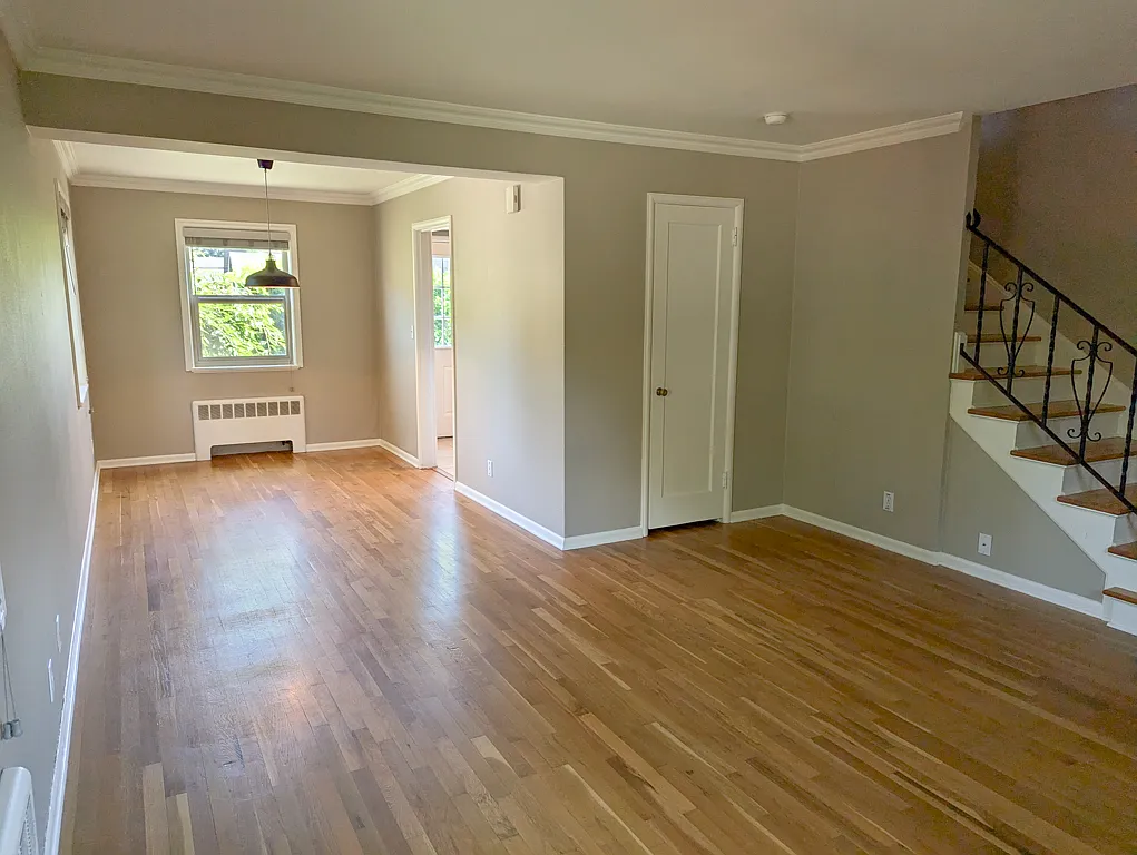 2 bed, 1078 sqft, $2,700 — Photo 2