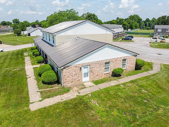 3rd image of 100 Heritage Cir #110