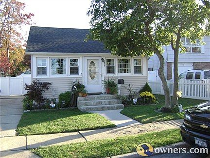 1st image of 2070 Monroe Ave