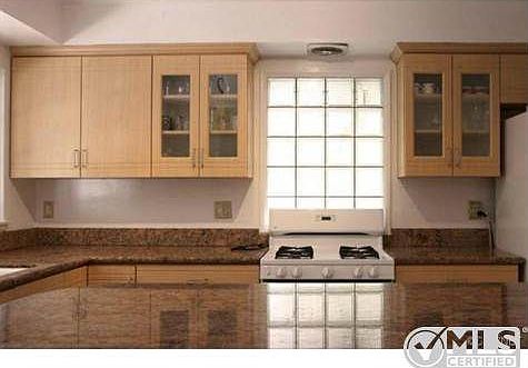 3rd image of 20356 Schoenborn St