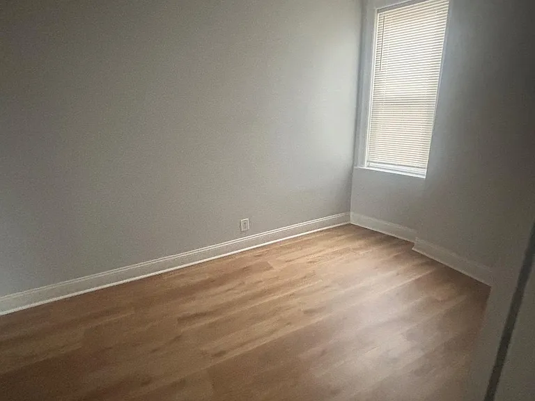 3077 Aramingo Ave — Photo 9