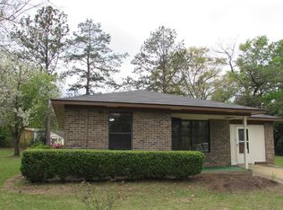 1827 Tarver Dr, Blakely, GA 39823