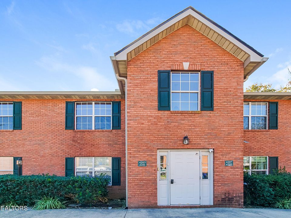 1st image of 4207 Iona Way