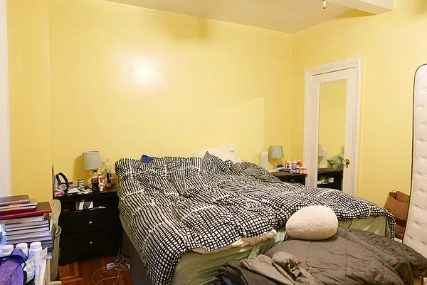 Rented by JK Dansar Corp | media 35