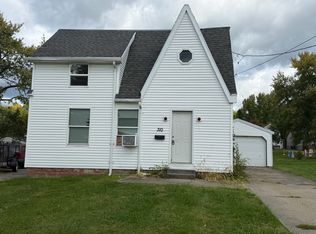 310 Taylor Ave, Girard, OH 44420
