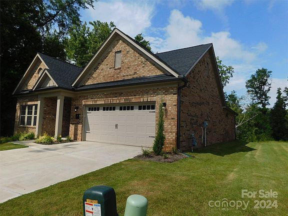 2nd image of 313 Lifestyle Ct