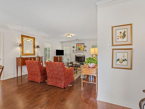 4th image of 1845 Park Trail Dr #1845