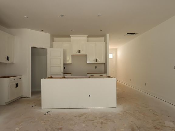 2nd image of 2920 Spring Manor Way