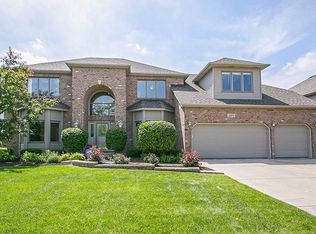 3503 Kestral Dr, Naperville, IL 60564