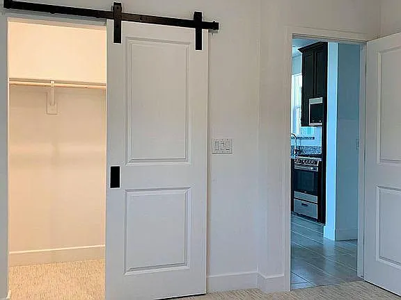 7081 Pickering St — Photo 3