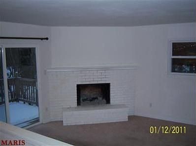 3rd image of 3721 Laura Ct