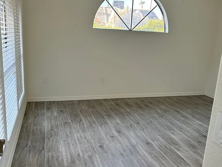 1430 W Camino Ct — Photo 18