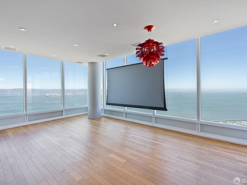 1st image of 425 1st St Unit 5402