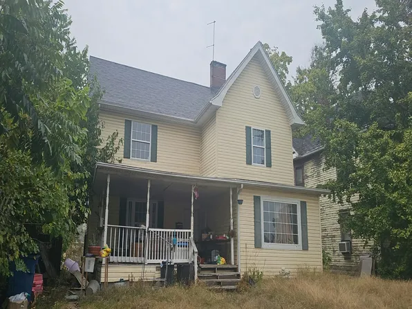 1119 S 17th St, Terre Haute, IN 47802