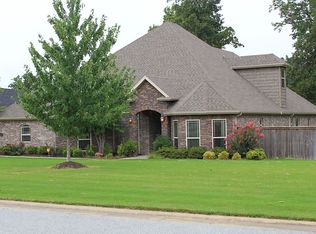 1402 Autumn Ridge Way, Cave Springs, AR 72718
