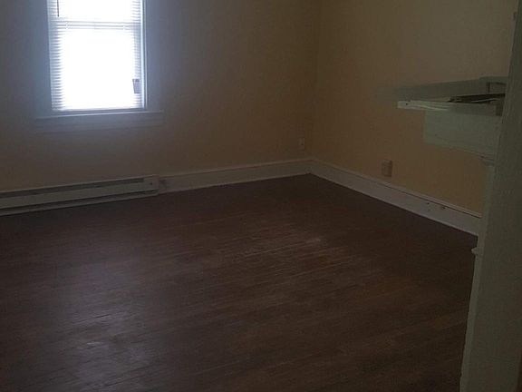 5th image of 1288 Delaware Ave