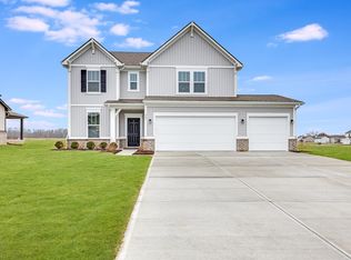 363 N Bur Oak Dr, Mooresville, IN