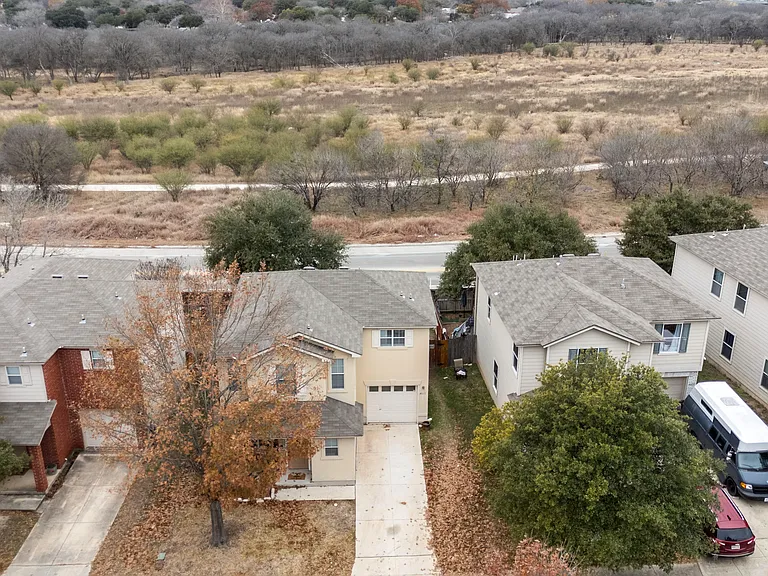 4611 Adkins Trl — Photo 27