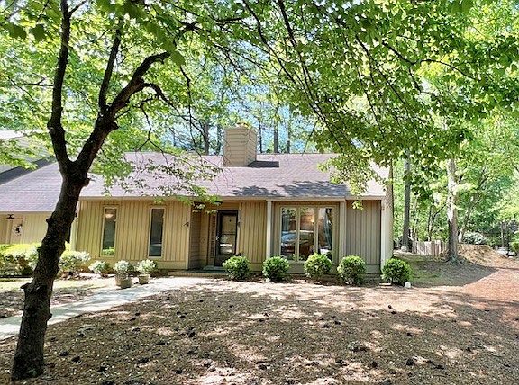 2nd image of 117 Gristmill Ln #117