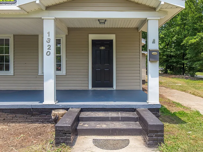 1320 W Friendly Ave — Photo 2