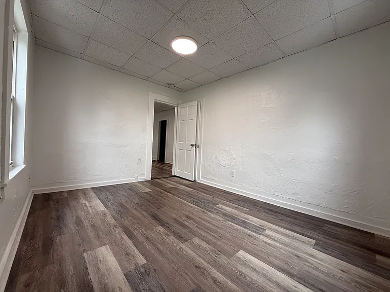 44 Auburn St #2 — Photo 7