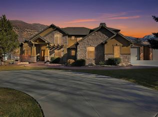 5885 S Tolcate Ln, Holladay, UT 84121