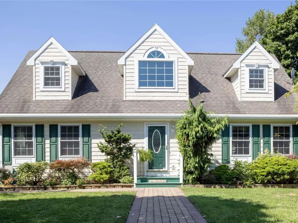 615 / 700 Brown Street, Greenport, NY 11944