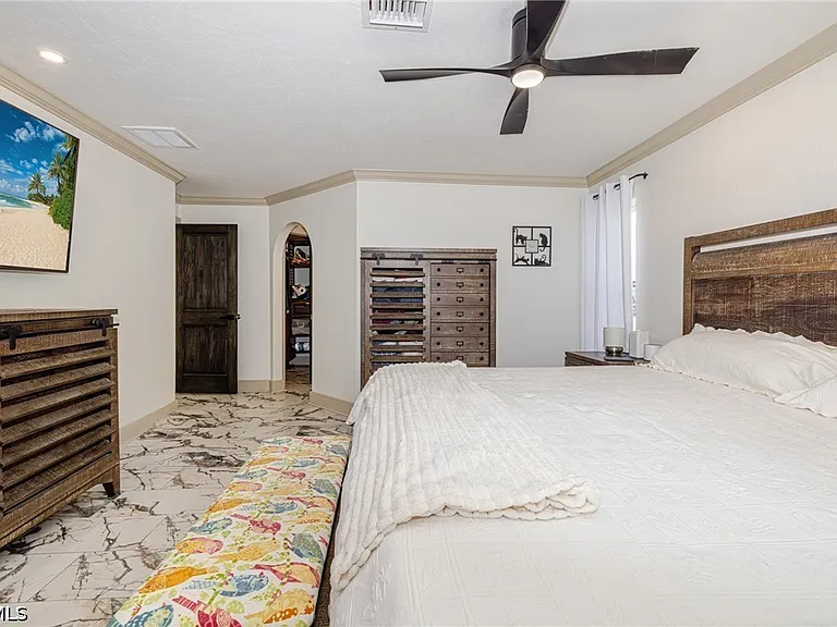 2507 Lakeview Dr — Photo 28