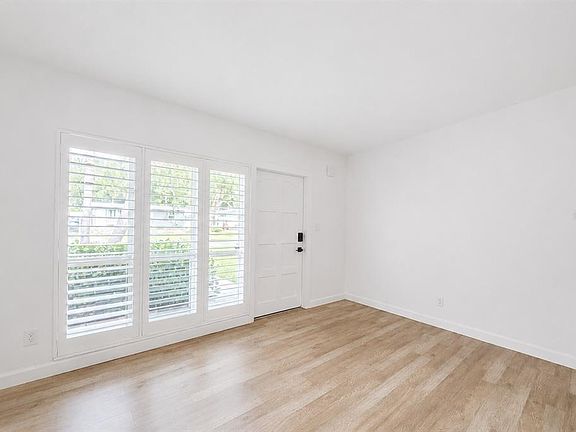 3rd image of 4261 Porpoise Dr SE