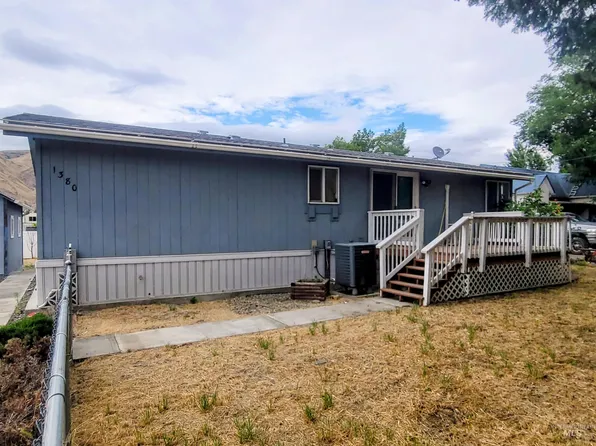 1380 Poplar St, Clarkston, WA 99403