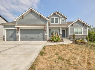 5504 NW 96th St, Kansas City, MO 64154