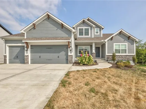5504 NW 96th St, Kansas City, MO 64154