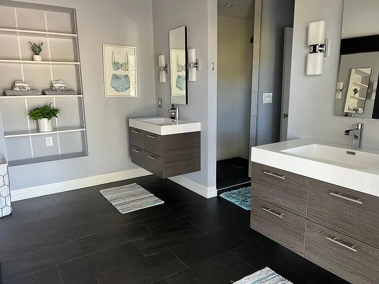 Mineola Dr — Photo 23