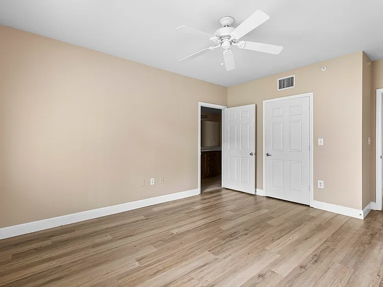 6450 Emerald Dunes Dr #103 — Photo 22
