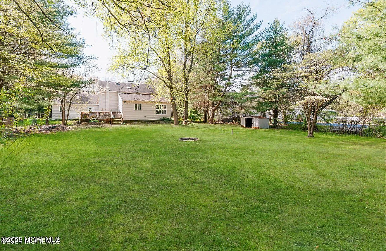 4 bed, 2.5 bath, 1930 sqft, $3,700 — Photo 2