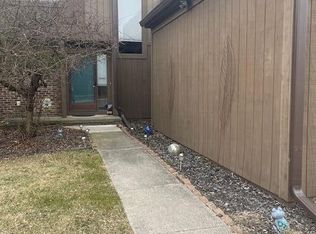 5880 Staghorn Dr, Ypsilanti, MI
