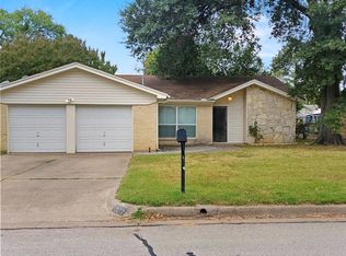 2907 Lisa Ln, Arlington, TX 76013