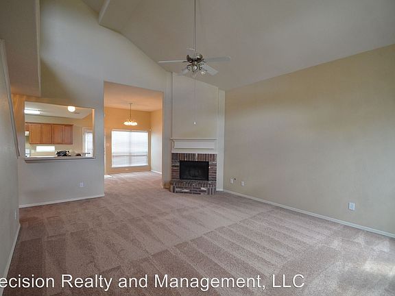 2nd image of 20018 Wrights Crossing St