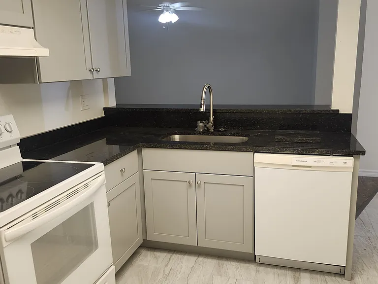 7413 Mead Dr #7413 — Photo 14
