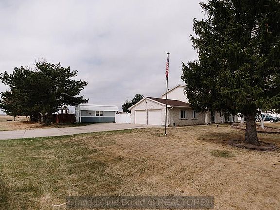 5th image of 3124 Goldenrod Dr