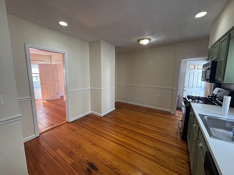 Kitchen (view to dining room)