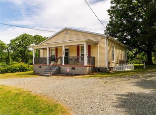1614 Maple Ave, Burlington, NC 27215