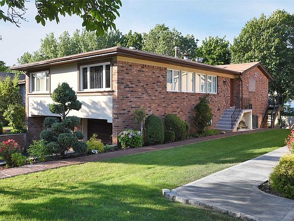 2nd image of 2439 Little Neck Blvd