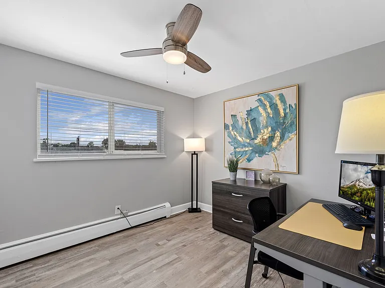 Phoenix Apartments — Photo 16