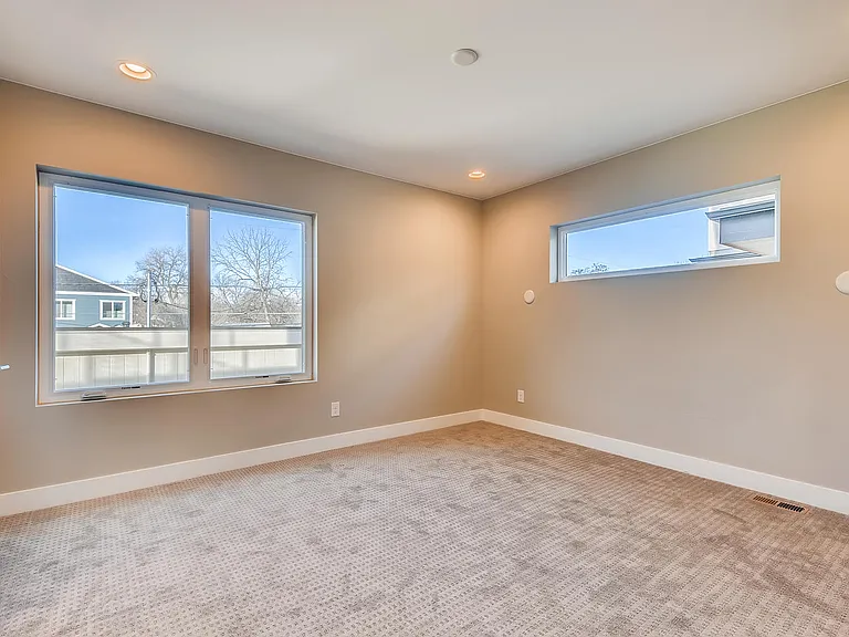 3963 N Vrain St — Photo 17