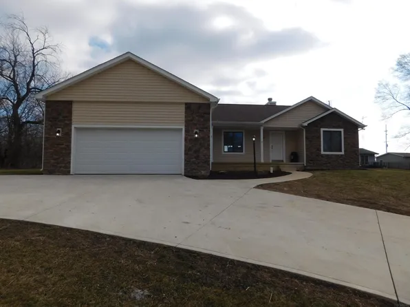 6630 E Iris Dr, Syracuse, IN 46567