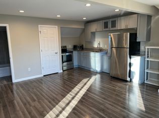 6037 37th Ave, Kenosha, WI 53142