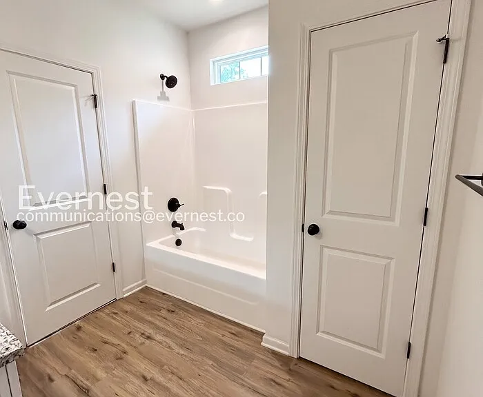 517 N Linwood Ave — Photo 7