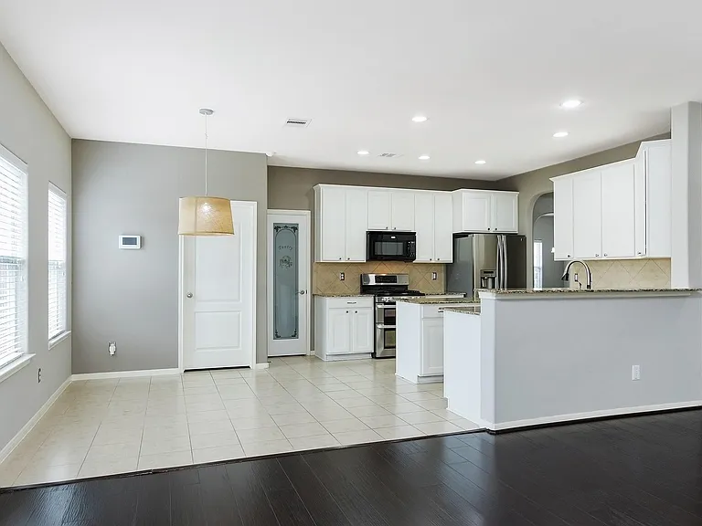 602 Blue Oasis Ct — Photo 25